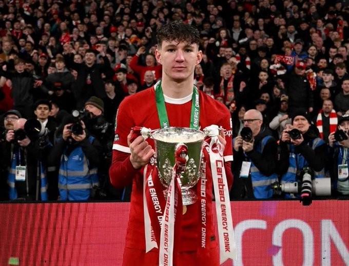 开云新版App下载-Here we go！罗马诺：利物浦19岁边锋库马斯租借加盟伯明翰